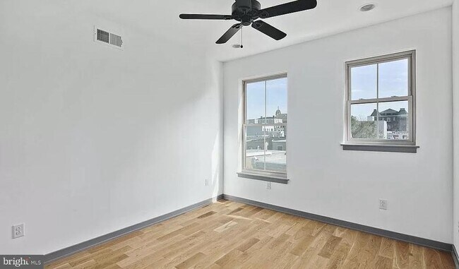 Building Photo - 2646 Janney St