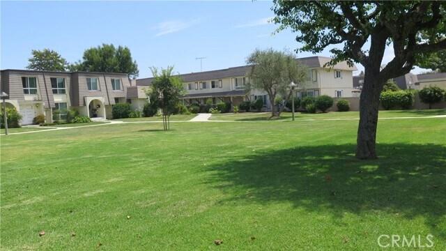 Building Photo - 9684 Paseo De Oro