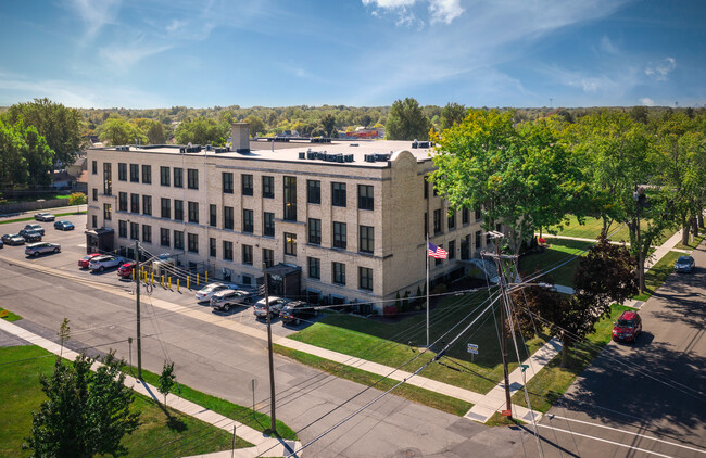 Building Photo - Terrace Park Apartments