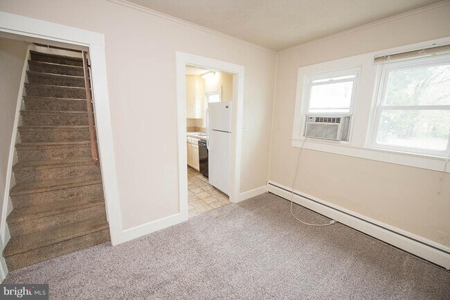Building Photo - 1226 Pemberton Dr