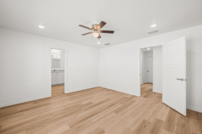 Building Photo - Country Living In Roosevelt ISD!