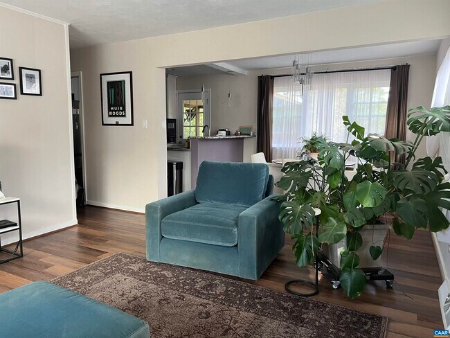 Building Photo - 1201 Bland Cir