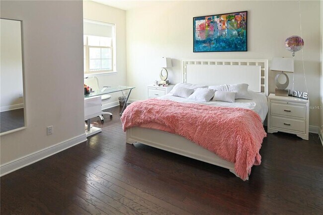 Building Photo - 15704 Marina Bay Dr