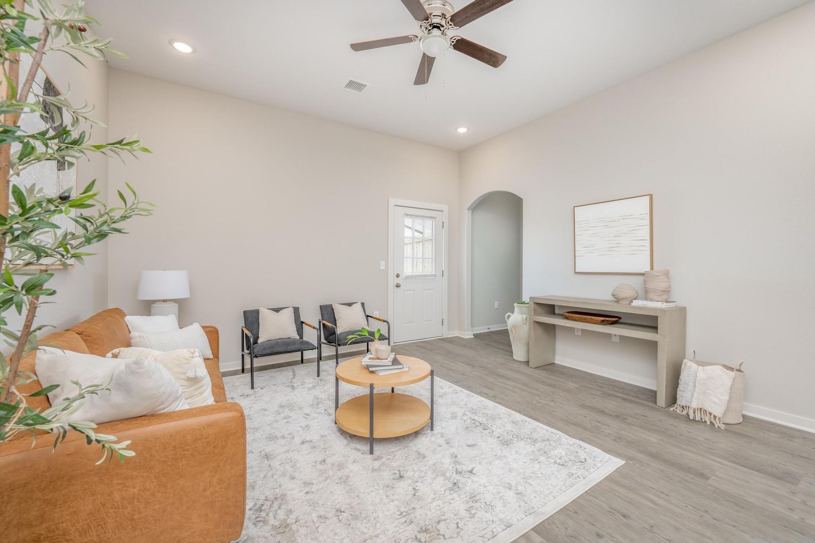 Building Photo - 3612 W Angel St