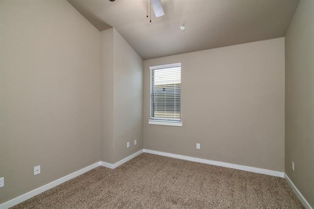 Building Photo - 734 Fallow Dr