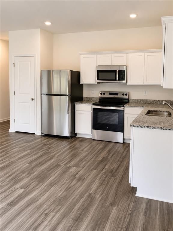Building Photo - 64 Padley Dr