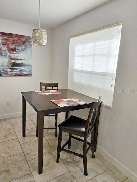 Building Photo - 6618 7th Ave Cir W