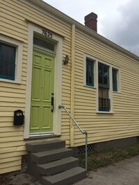 Building Photo - 7625 Oak St