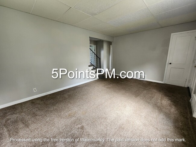 Building Photo - 21411 Raymond St