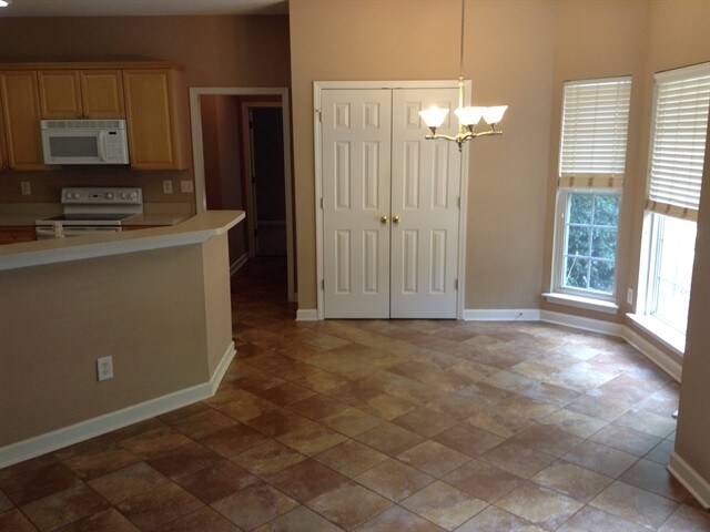 Building Photo - 8113 Marett Ct