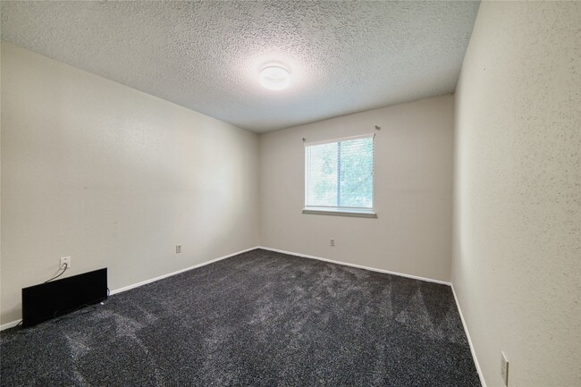 Building Photo - 10127 Fernstone Ln