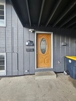 Building Photo - 4613 E 7th Ave