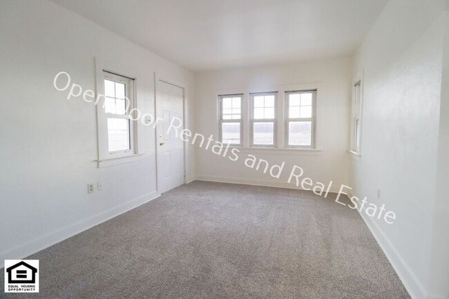 Building Photo - 9817 Stellhorn Rd