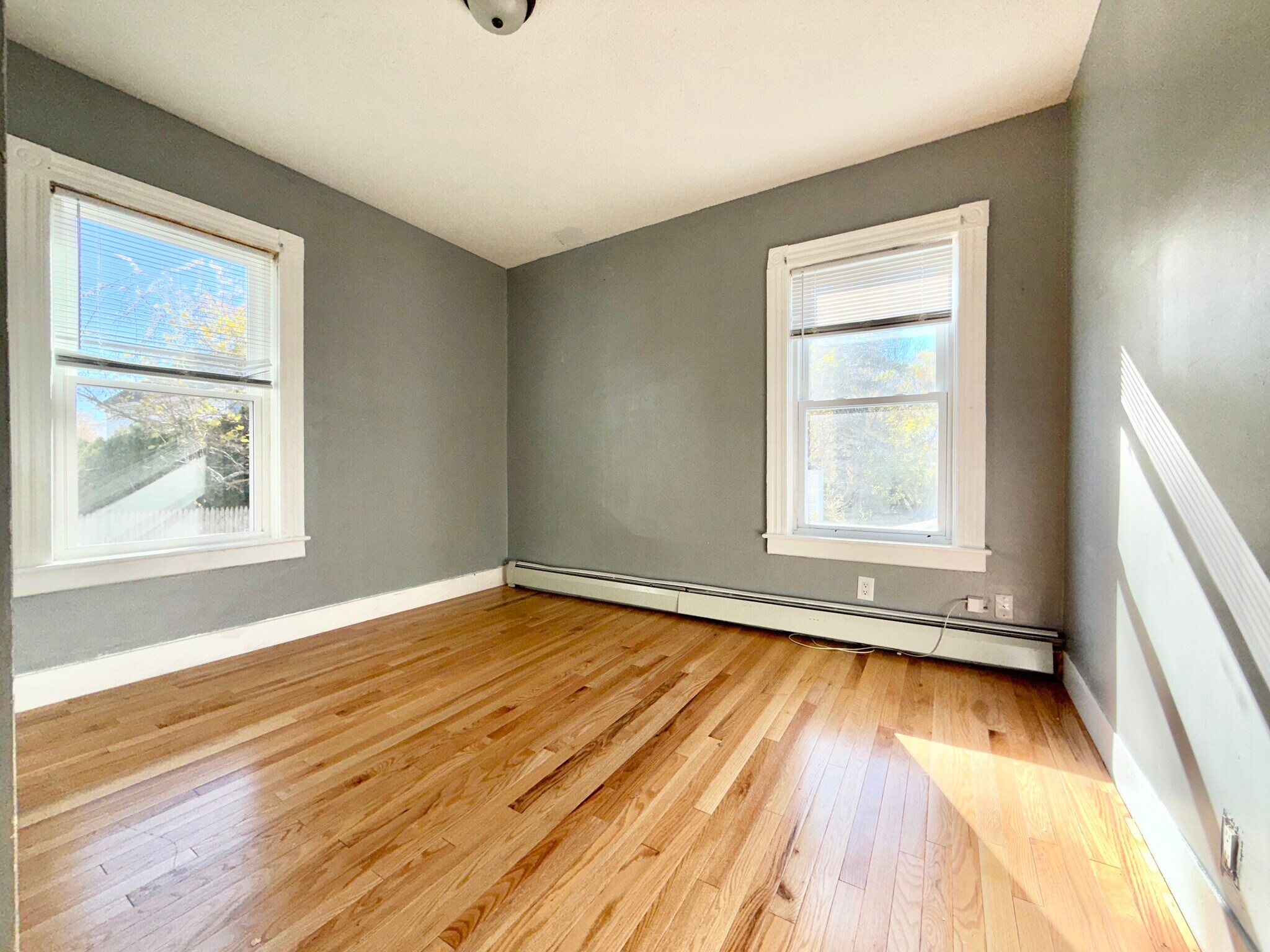 Building Photo - 126 Orchard St