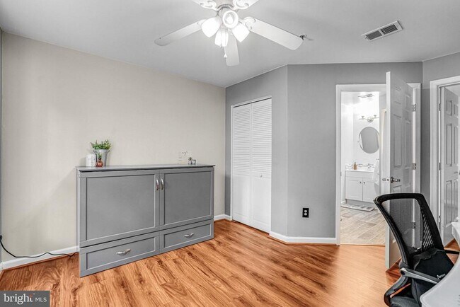 Building Photo - 7501 Calderon Ct