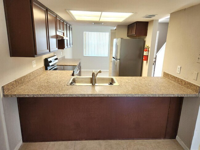 Building Photo - 103 Booth Ln