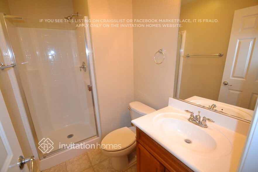 Building Photo - 44338 Raven Ln