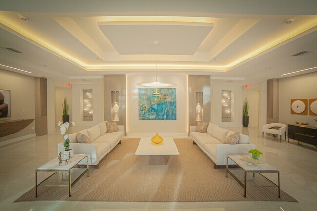 Building Photo - Luxury Seasonal or Annual Rental in the Prestigious Grand Bay Community – Longboat Key