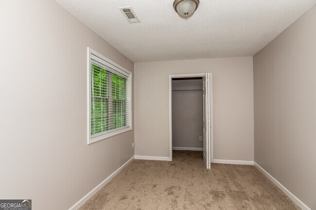 Building Photo - 117 Brookhaven Ln