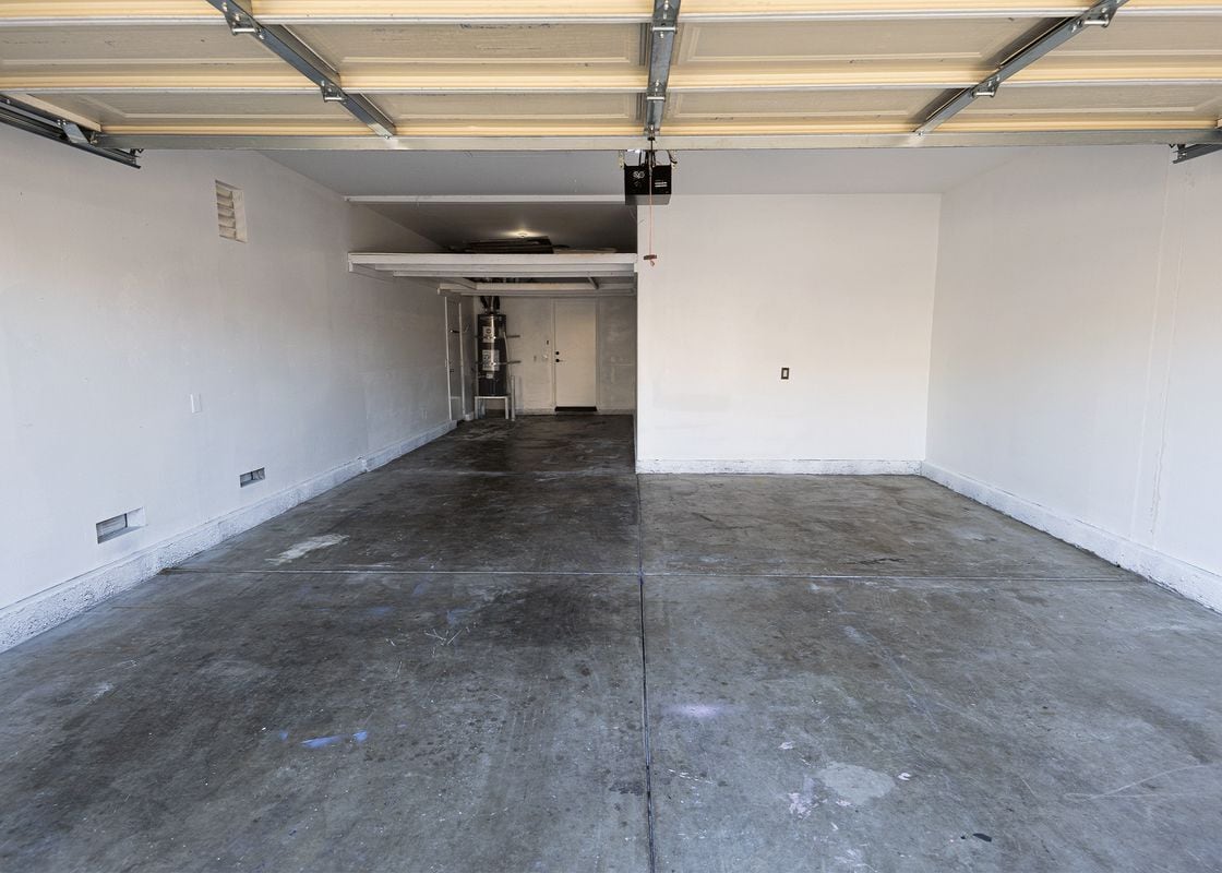 Building Photo - 1725 Chamberlin Creek Way