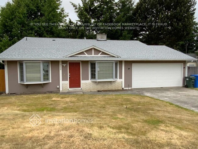 Building Photo - 2409 Birch Ave