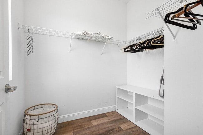 Building Photo - 3261 Estancia Wy