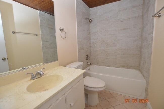Building Photo - 6845 Zamora Dr