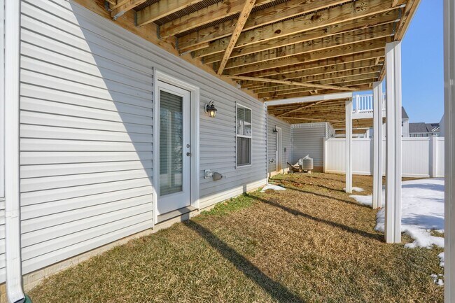 Building Photo - 1 Taube Ct