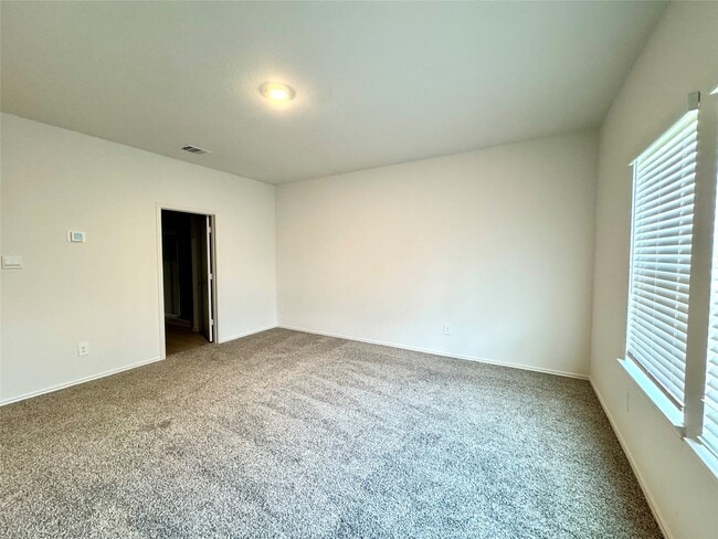 Building Photo - 1606 Cedar Pointe Ct