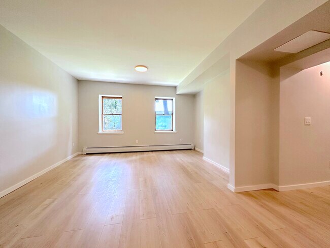 Living Room - 10 S Miller St