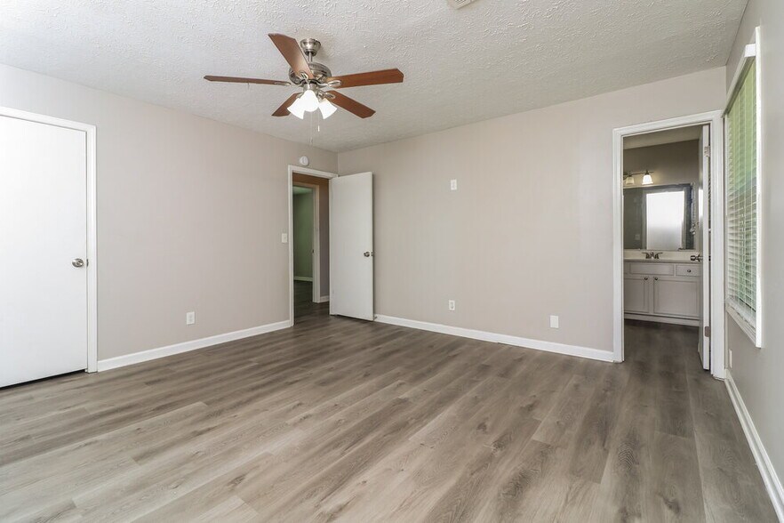 Building Photo - 3000 Owens Meadow Dr NW