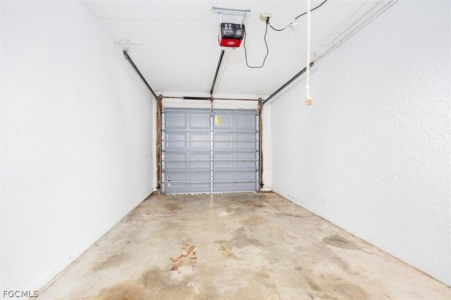 Building Photo - 7261 Albany Rd