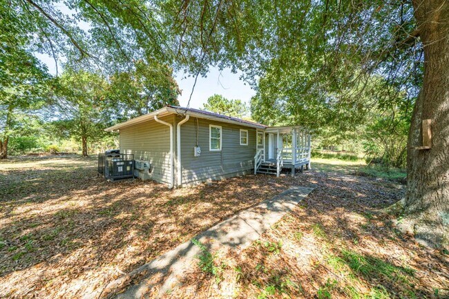 Building Photo - Hidden Gem in McCalla – Private 2BR Retreat on a Large Secluded Lot!
