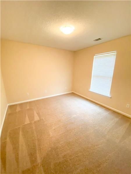 Building Photo - 204 Foxbury Square