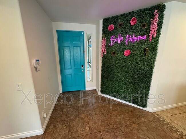 Building Photo - 80746 Diamondback Trail