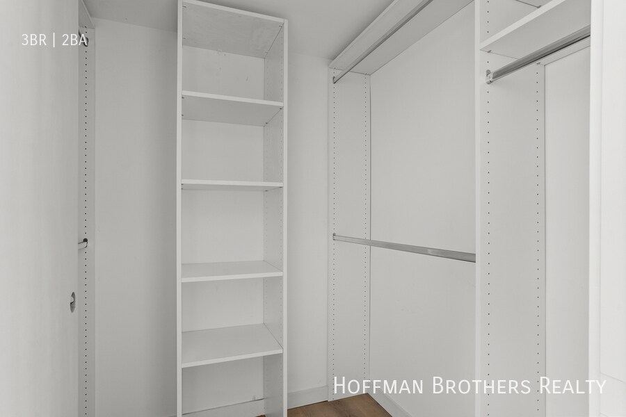 Building Photo - 3755 S Canfield Ave