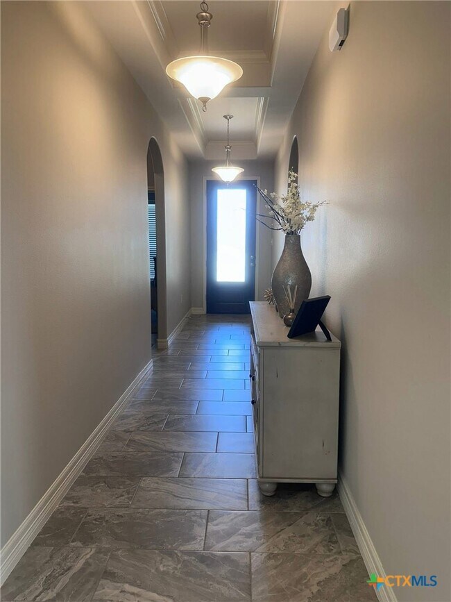 Building Photo - 224 Alysheba Dr