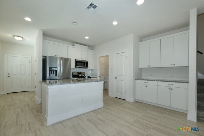 Building Photo - 303 Alamar Knot Way