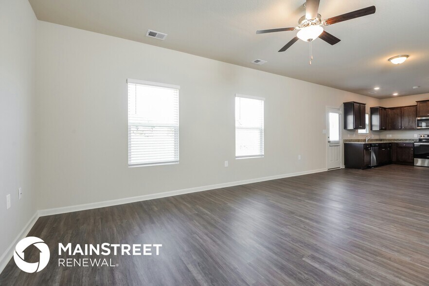 Building Photo - 65 Homestead Ln