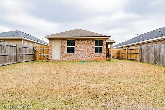 Building Photo - 8981 Spring Grove S