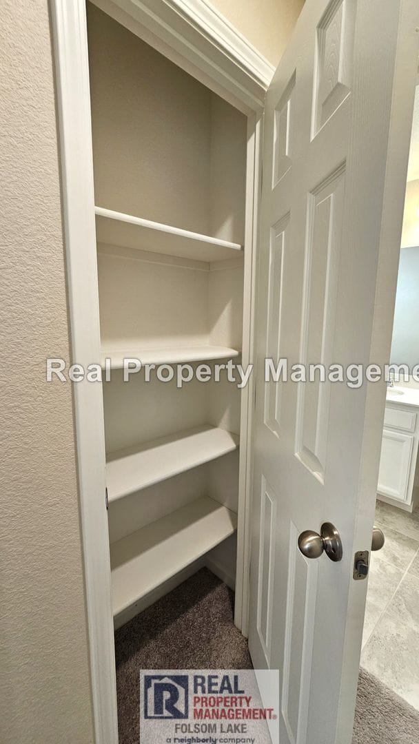 Building Photo - 3 bed 2.5 bath Home | Folsom Ranch - Gated Community | Walk to Dining & Coffee