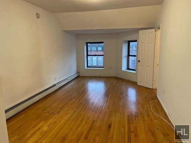 Building Photo - 132 Decatur St