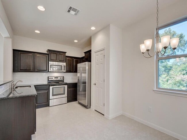 Building Photo - 5420 Juniper Jct Ln