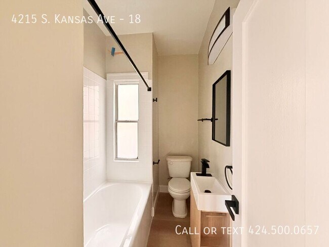 Building Photo - 4215 S Kansas Ave