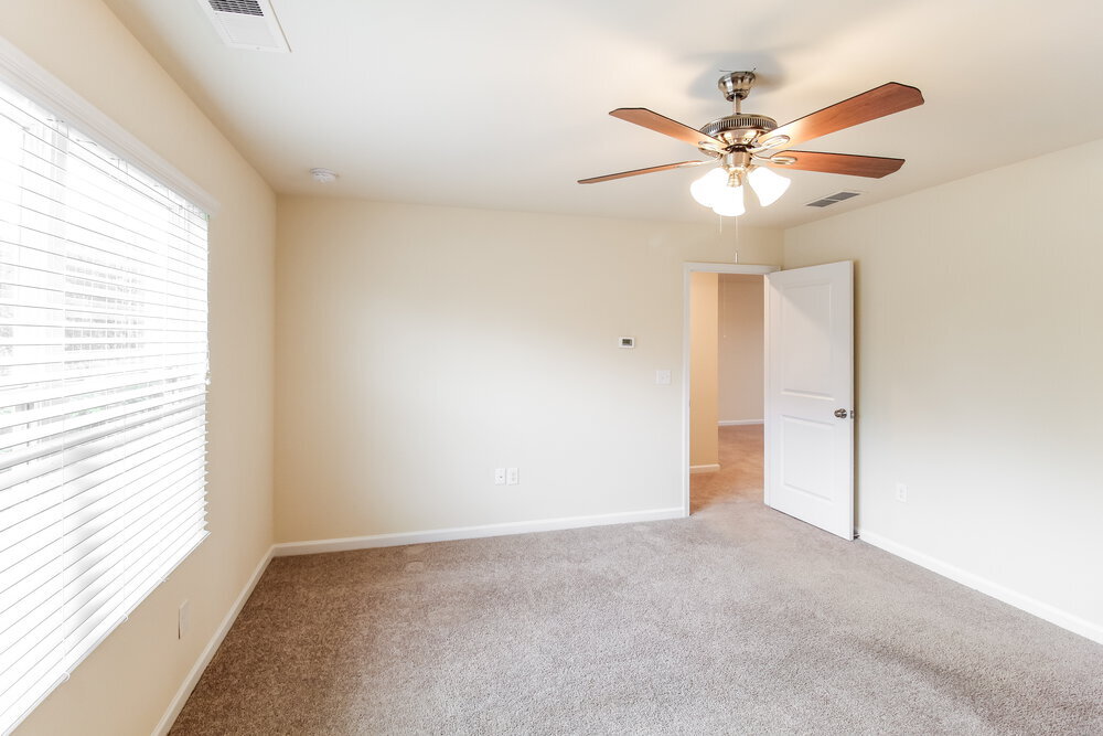 Building Photo - 295 Hamilton Pointe Dr