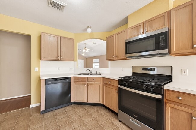 Building Photo - 10619 Goodrum Rd