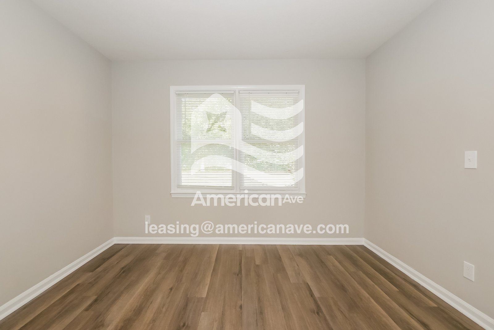 Building Photo - 4302 Castlewood Pkwy