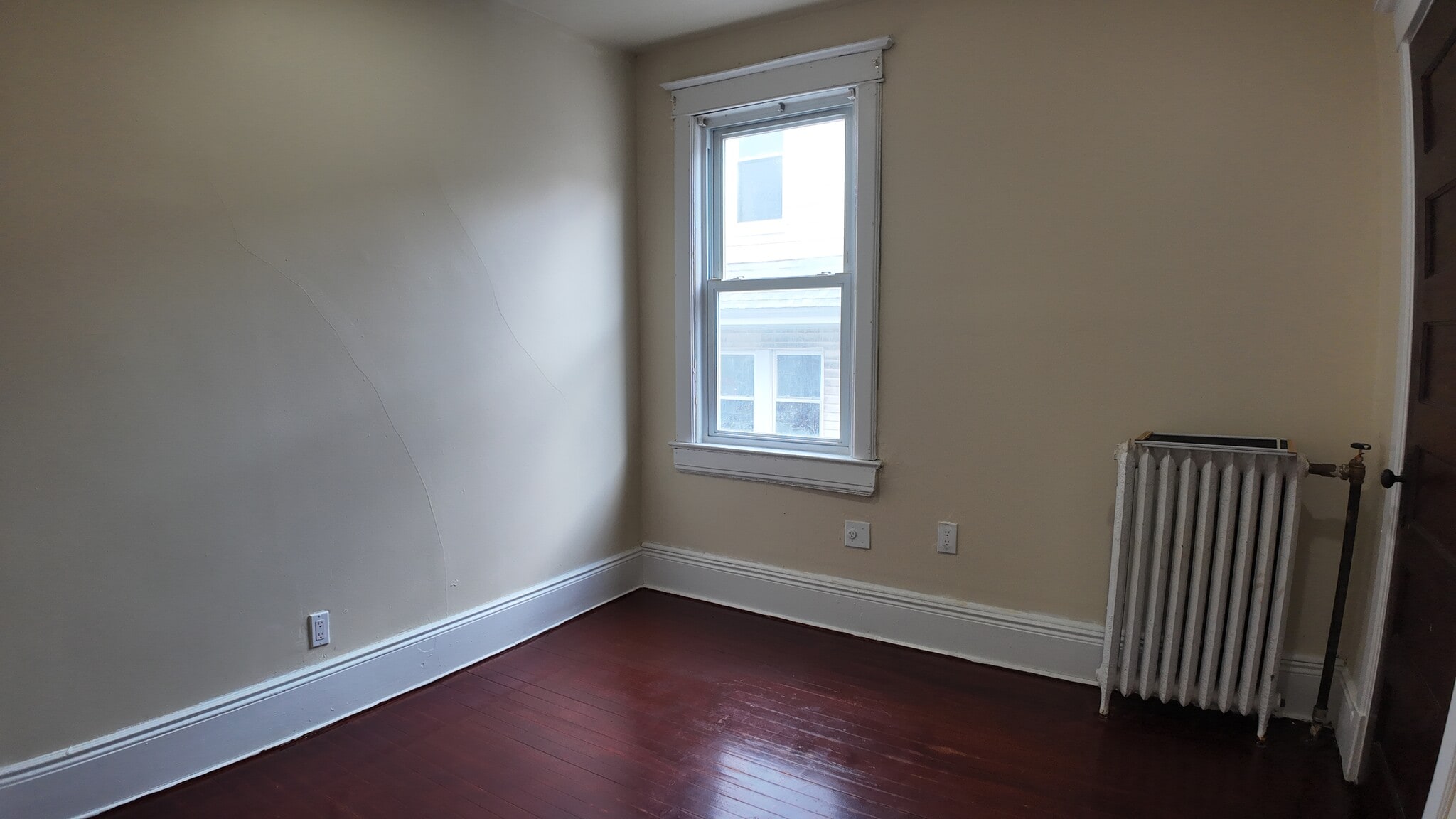 Building Photo - 8 Morris Cres