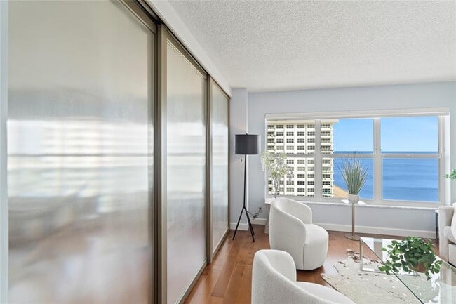 Building Photo - 3500 Galt Ocean Dr