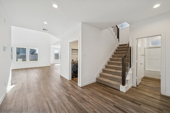 Building Photo - 14309 Yellow Hawthorn Ct